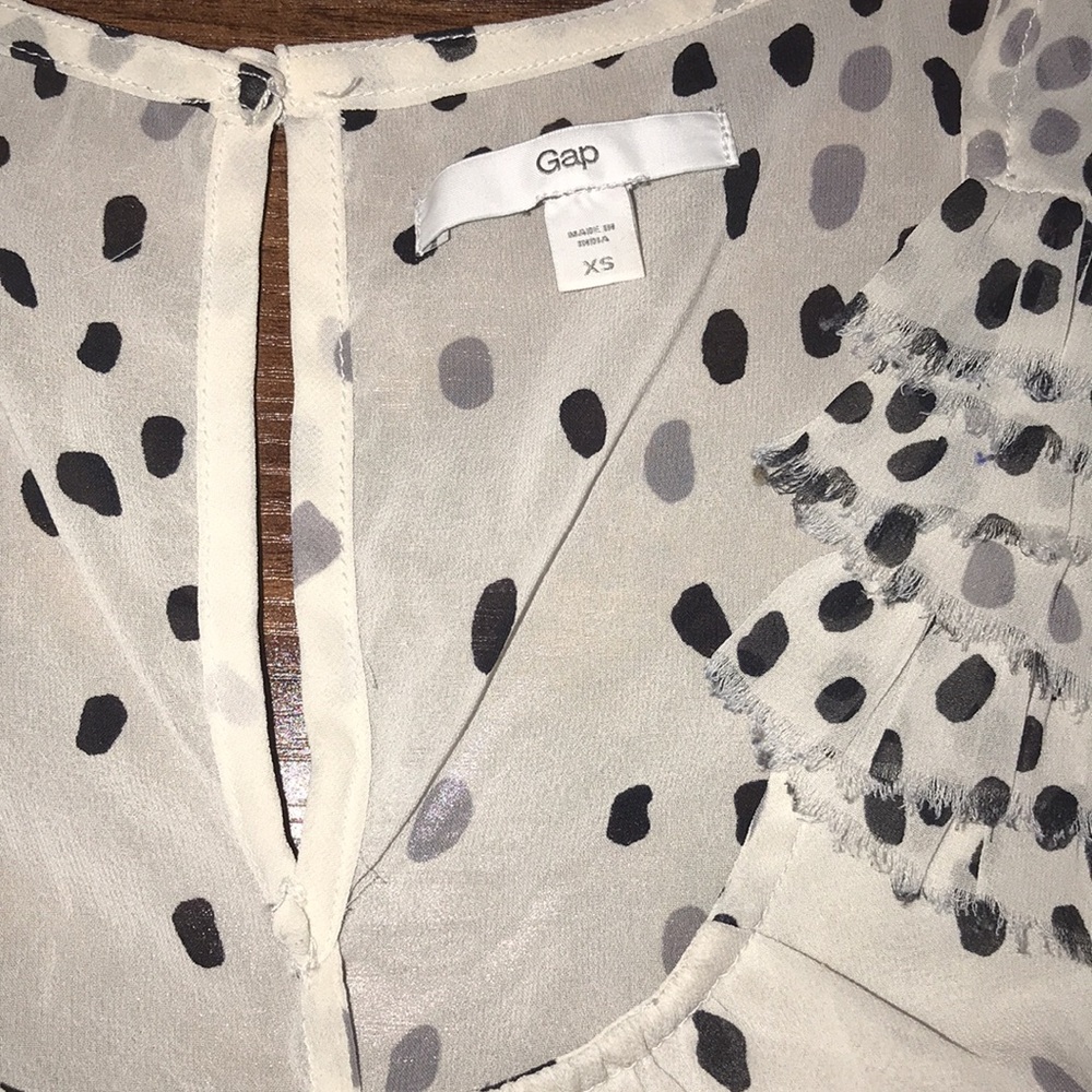 GAP top - Picture 4 of 5